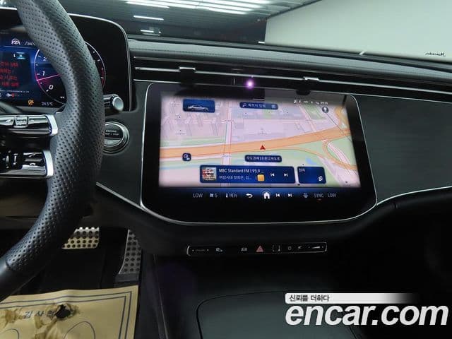 Mercedes-Benz E-Class 2025 — фото 9 из 20