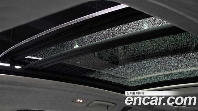 BMW X7 2021 — Photo 19/35