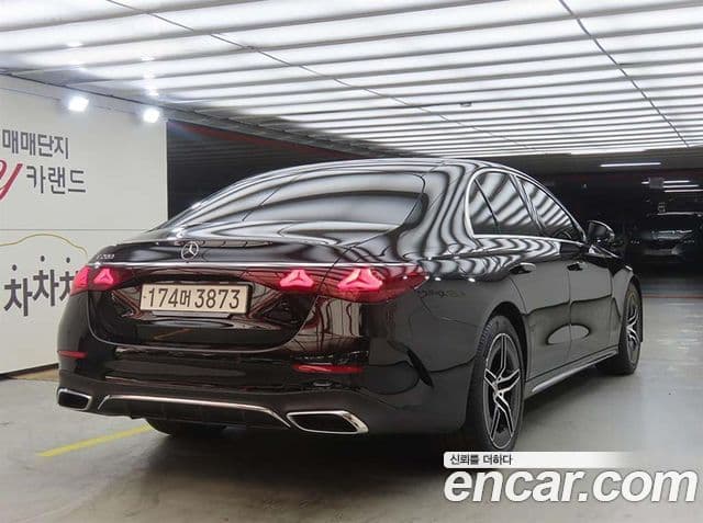 Mercedes-Benz E-Class 2025 — ფოტო 3/20