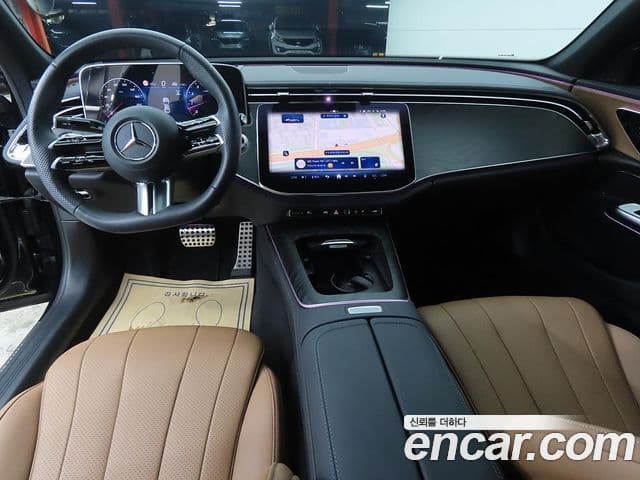Mercedes-Benz E-Class 2025 — ფოტო 10/20