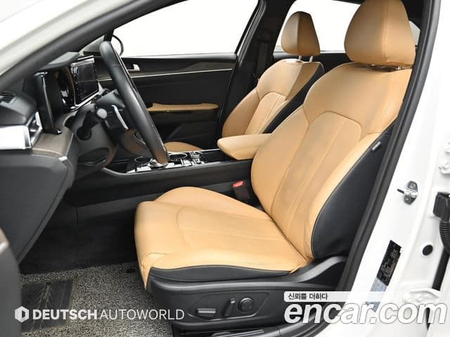Kia K5 2021 — ფოტო 12/20