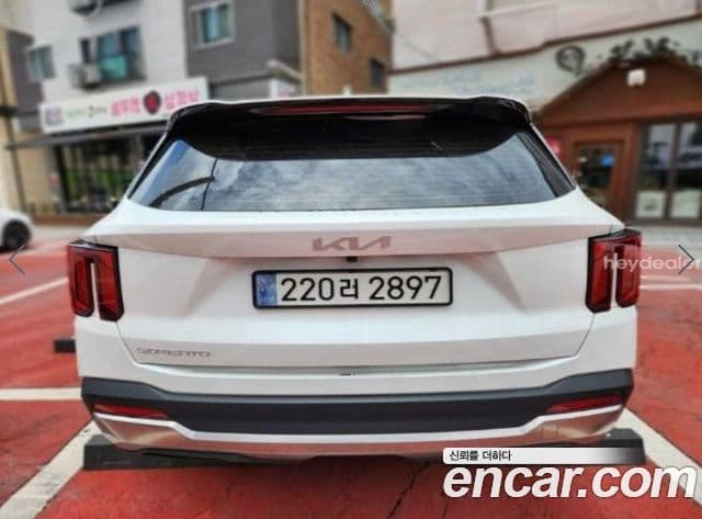 Kia Sorento 2024 — Фото 3/14