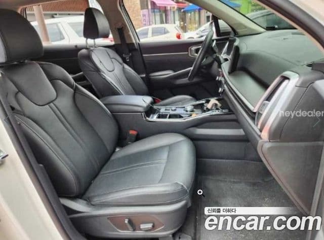 Kia Sorento 2024 — Фото 11/14