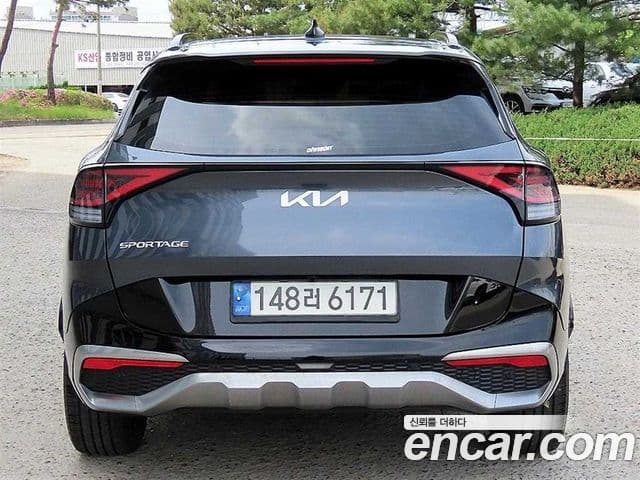 Kia Sportage 2021 — Фото 3/20