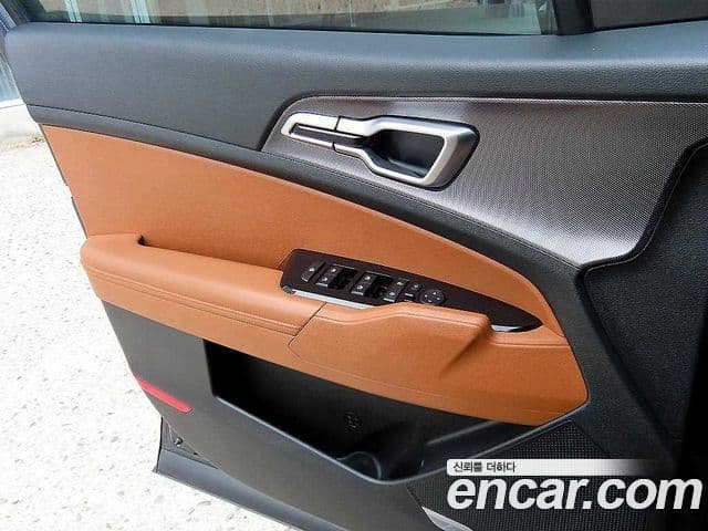 Kia Sportage 2021 — Фото 10/20