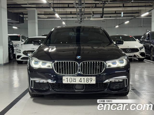 BMW 7 Series 2018 — ფოტო 2/20