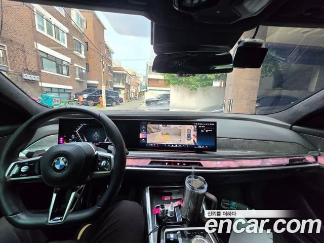BMW 7 Series 2023 — ფოტო 12/14