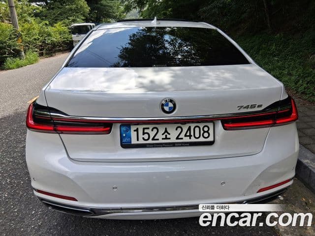 BMW 7 Series 2021 — ფოტო 3/20