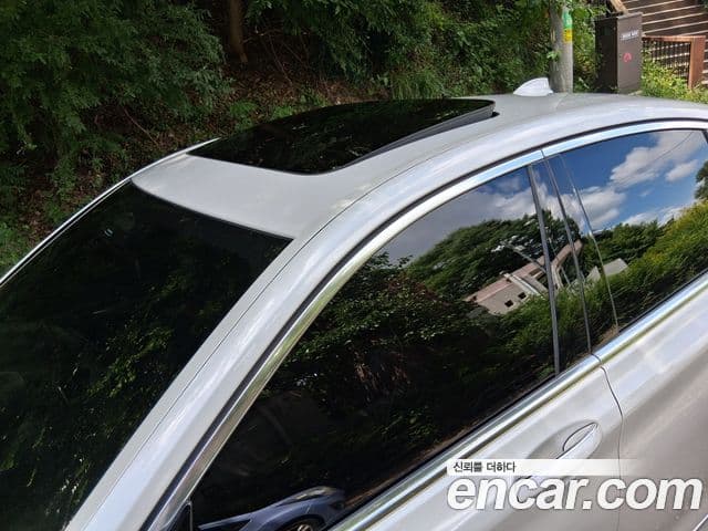 BMW 7 Series 2021 — ფოტო 10/20