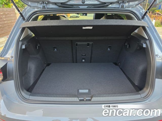 Volkswagen Golf 2026 — Şəkil 18/20