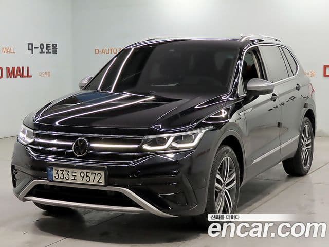 Volkswagen Tiguan Allspace 2023 — Photo 1/20