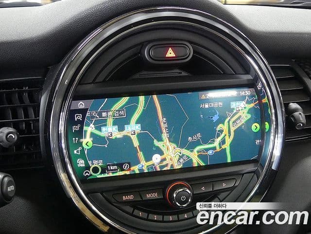 Mini Cooper S 2020 — ფოტო 14/20