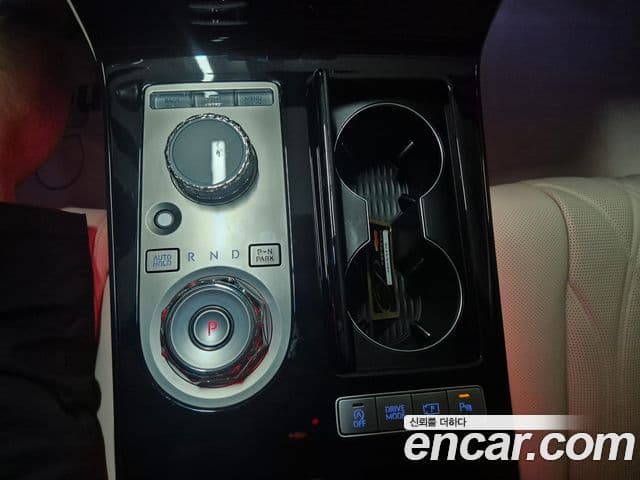 Genesis Electrified G80 2024 — Şəkil 14/19