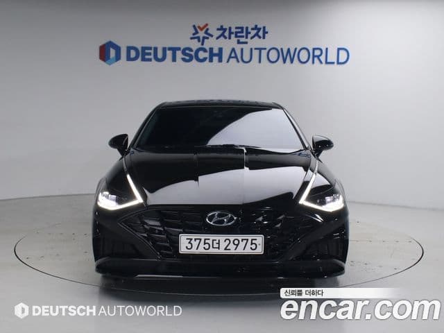 Hyundai Sonata 2022 — ფოტო 2/20