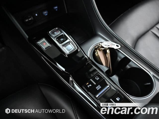 Hyundai Sonata 2022 — ფოტო 8/20