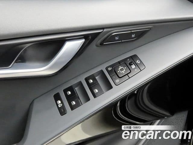 Kia Niro 2022 — Şəkil 12/20