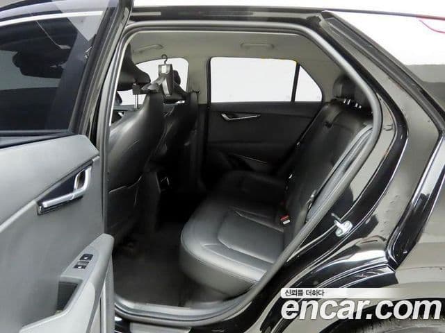 Kia Niro 2022 — Şəkil 14/20