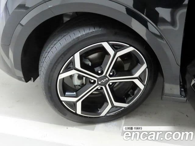 Kia Niro 2022 — Şəkil 19/20