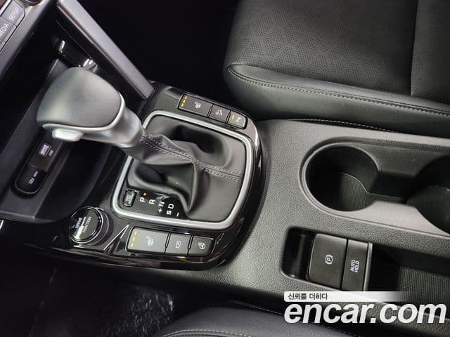 Kia Seltos 2025 — ფოტო 10/20