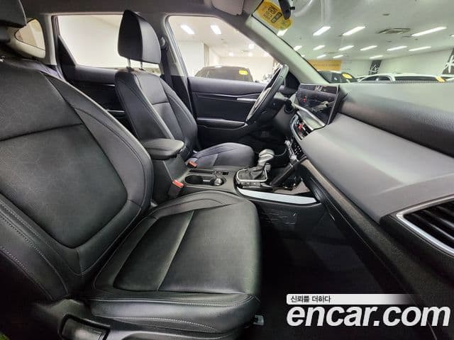 Kia Seltos 2025 — ფოტო 15/20