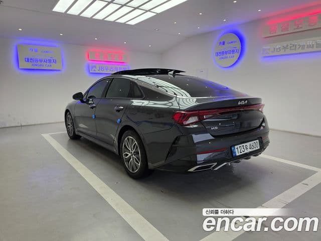 Kia K5 2022 — ფოტო 1/20
