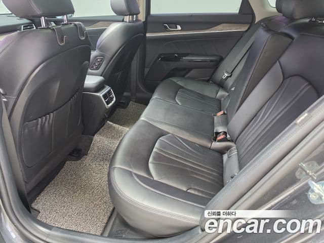 Kia K5 2022 — ფოტო 12/20