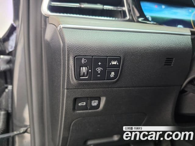 Kia K5 2022 — ფოტო 16/20