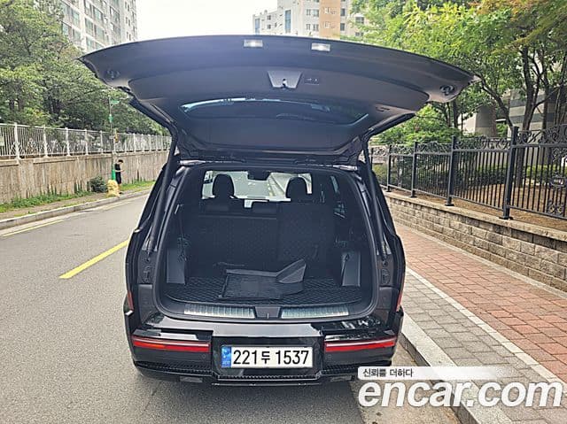 Hyundai Santa Fe 2024 — ფოტო 4/20