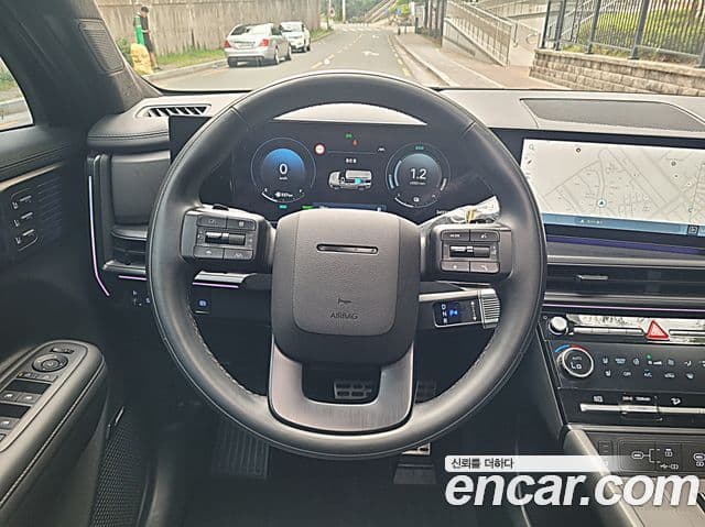 Hyundai Santa Fe 2024 — ფოტო 13/20