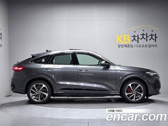 Audi Q5 2025 — ფოტო 6/20
