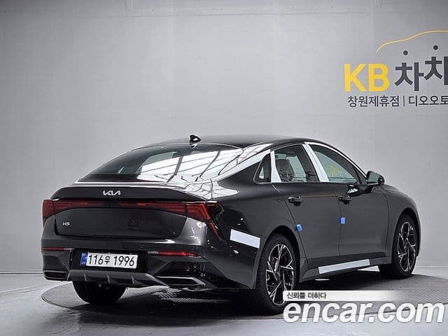 Kia K5 2026 — Şəkil 1/20