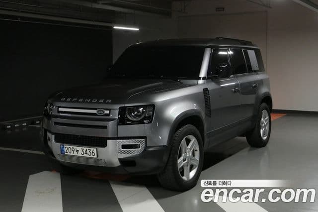 Land Rover Defender 2021 — Photo 15/19