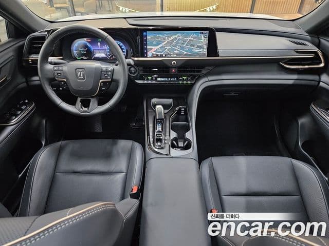 Toyota Crown Crossover 2024 — Şəkil 9/19