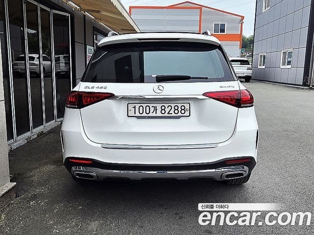 Mercedes-Benz GLE-Class 2020 — Фото 3/20