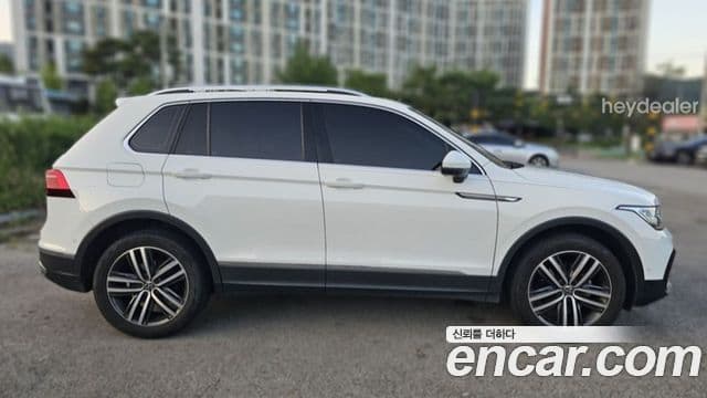Volkswagen Tiguan 2022 — Фото 4/10