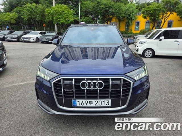 Audi Q7 2023 — ფოტო 1/18