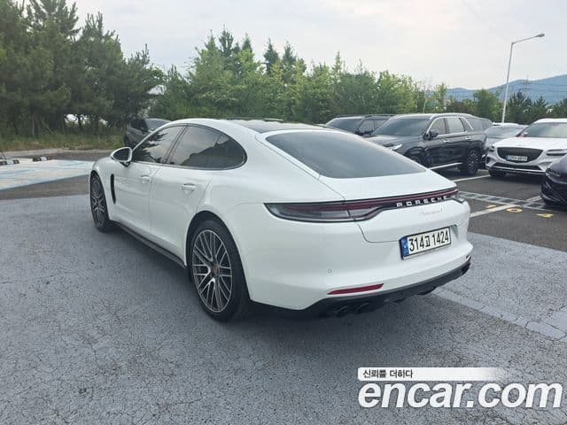 Porsche Panamera 2021 — Photo 12/19