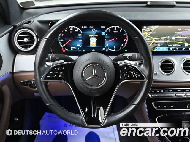 Mercedes-Benz E-Class 2021 — ფოტო 12/20