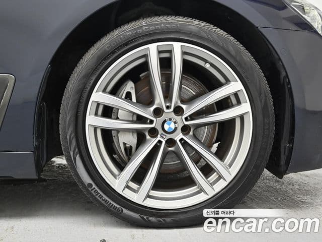 BMW 7 Series 2018 — фото 4 из 20
