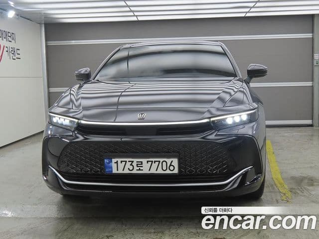 Toyota Crown Crossover 2024 — ფოტო 2/20