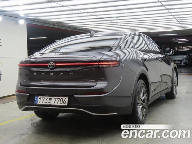 Toyota Crown Crossover 2024 — Şəkil 4/20