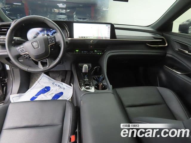 Toyota Crown Crossover 2024 — Şəkil 10/20