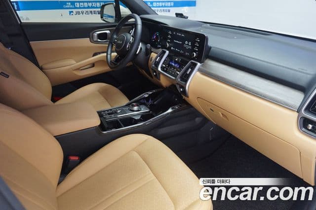 Kia Sorento 2022 — Фото 14/20