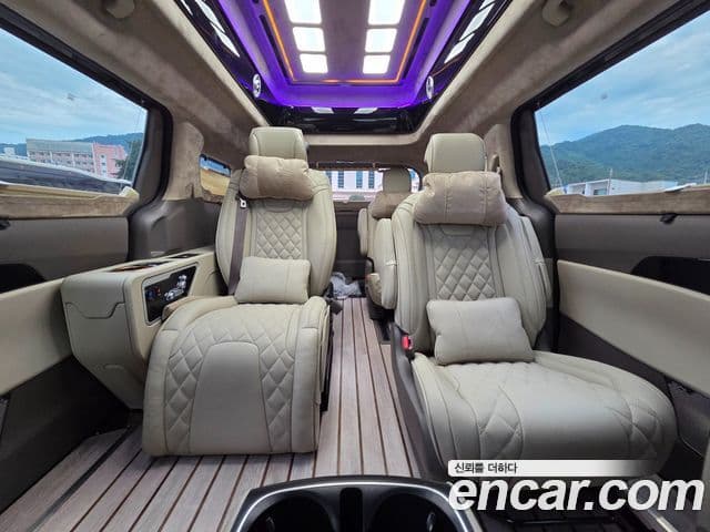 Kia Carnival 2024 — Şəkil 13/19