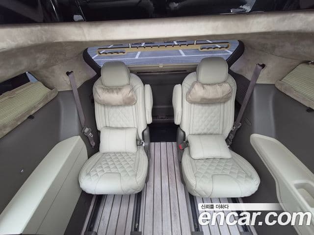 Kia Carnival 2024 — Şəkil 12/19