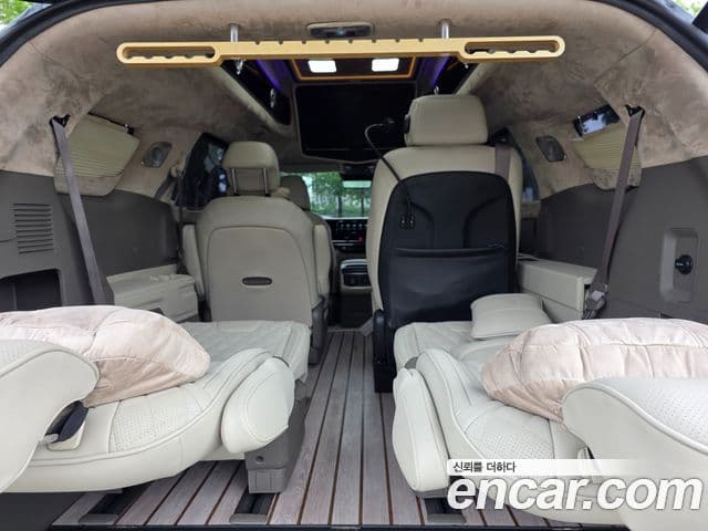 Kia Carnival 2024 — Şəkil 7/19
