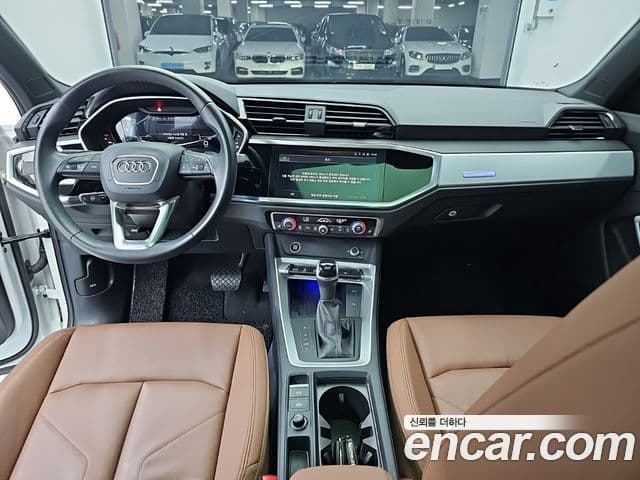 Audi Q3 2022 — ფოტო 6/19