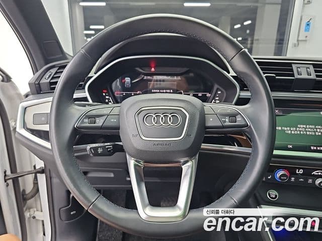 Audi Q3 2022 — ფოტო 8/19