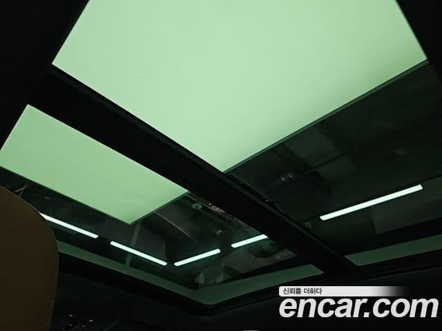 Audi Q3 2022 — ფოტო 14/19