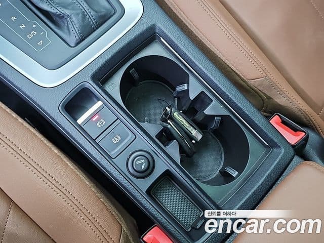 Audi Q3 2022 — ფოტო 17/19